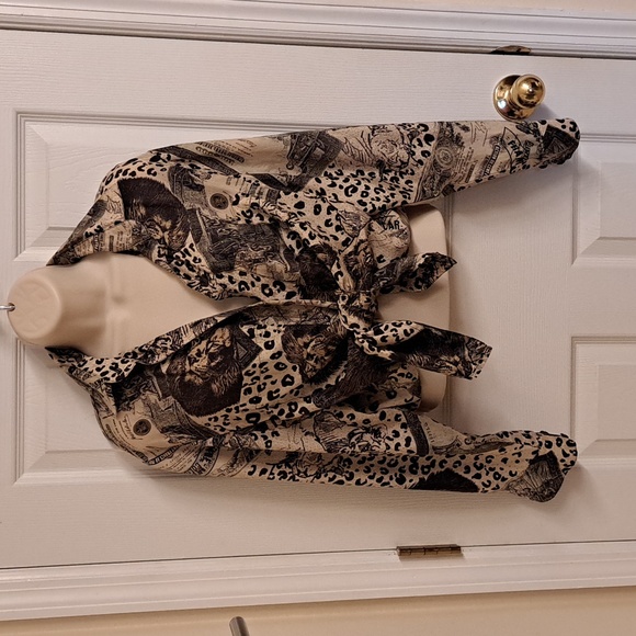 SILK Blouse - Picture 9 of 9